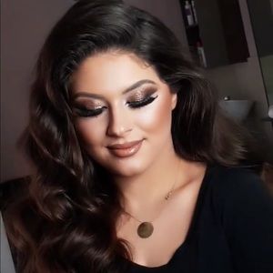 Meet your Posher, Silvana